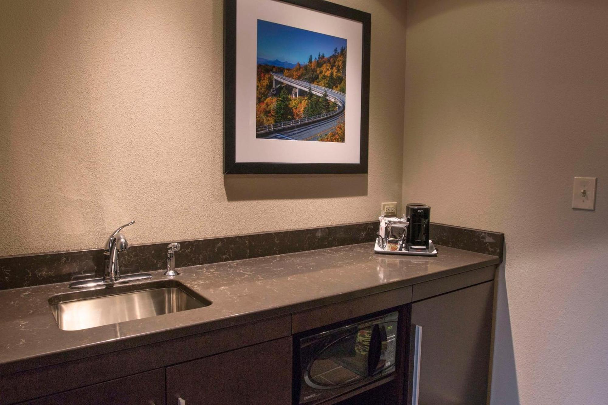Hampton Inn & Suites Boone, Nc Bagian luar foto